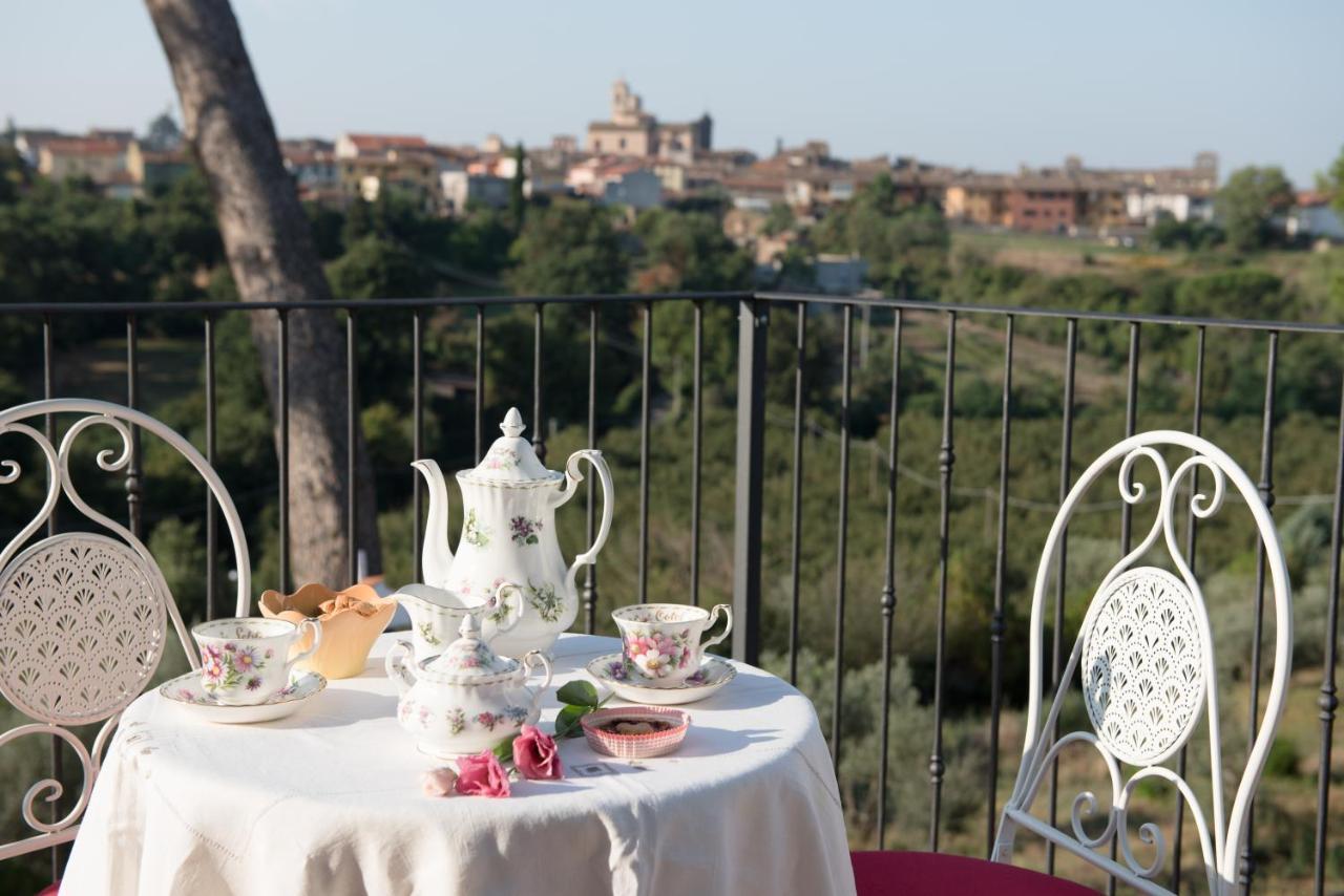 Le Terrazze Di Casa Bonelli Bed & Breakfast Vetralla Exterior foto